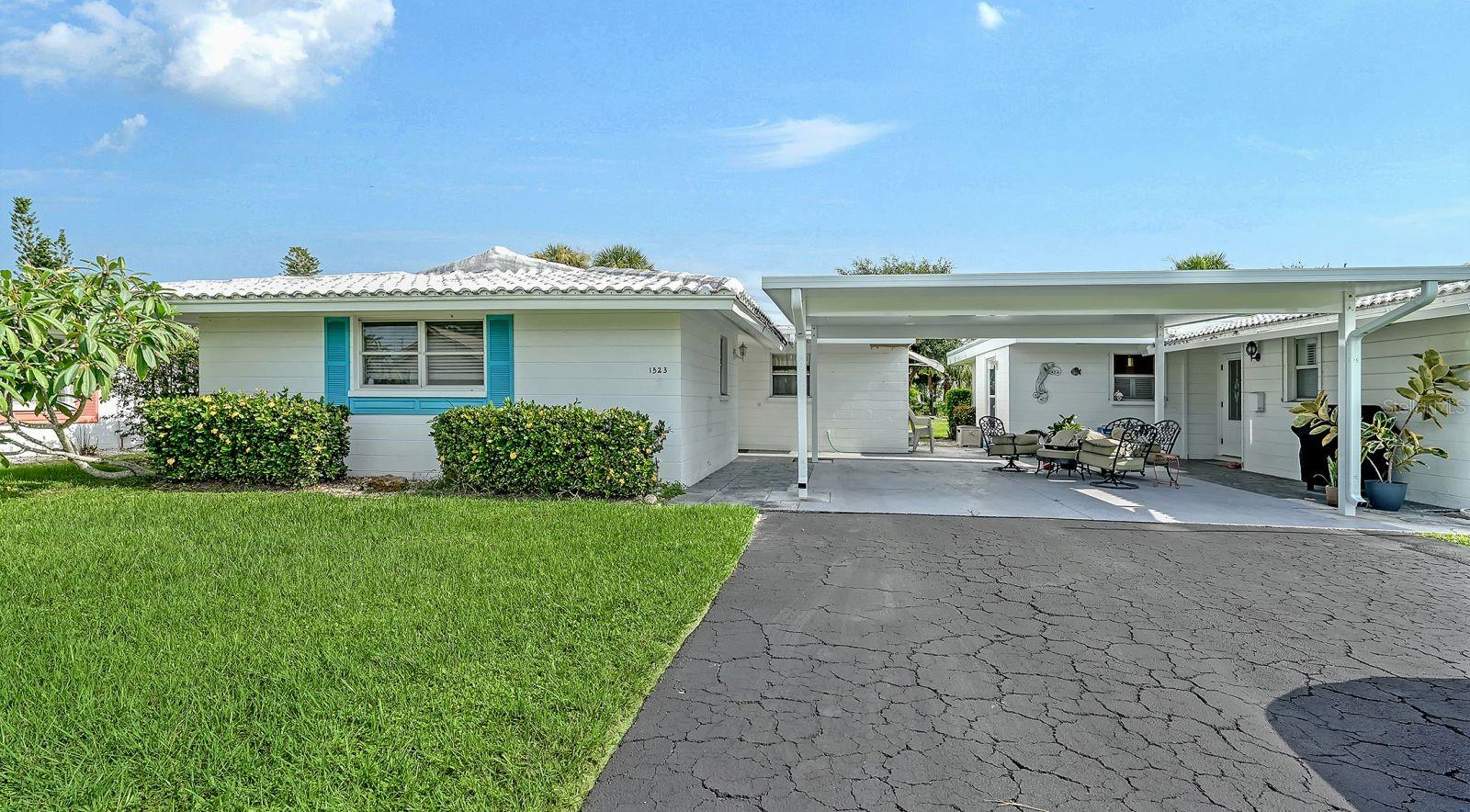 1523 LAKESIDE DR #15 — photo 4