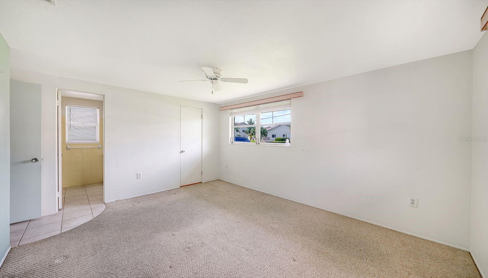 1523 LAKESIDE DR #15 — photo 18