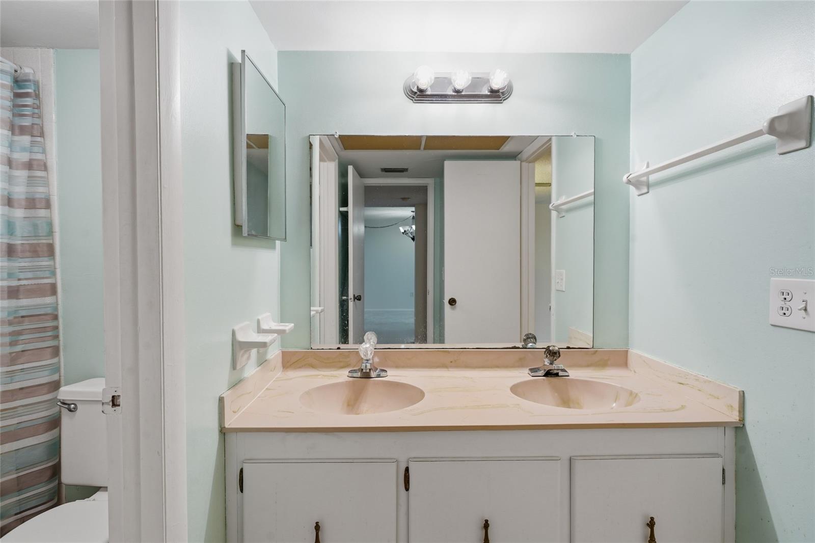 4900 38TH WAY S #404 — photo 8