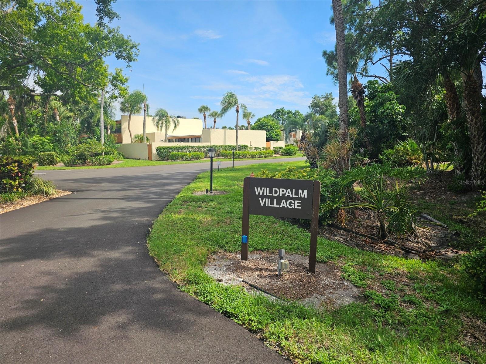 153 WILD PALM DR #1610 — photo 3