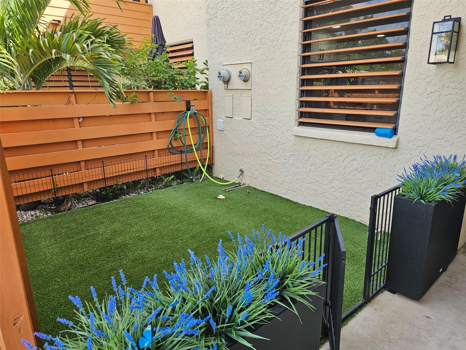 153 WILD PALM DR #1610 — photo 4