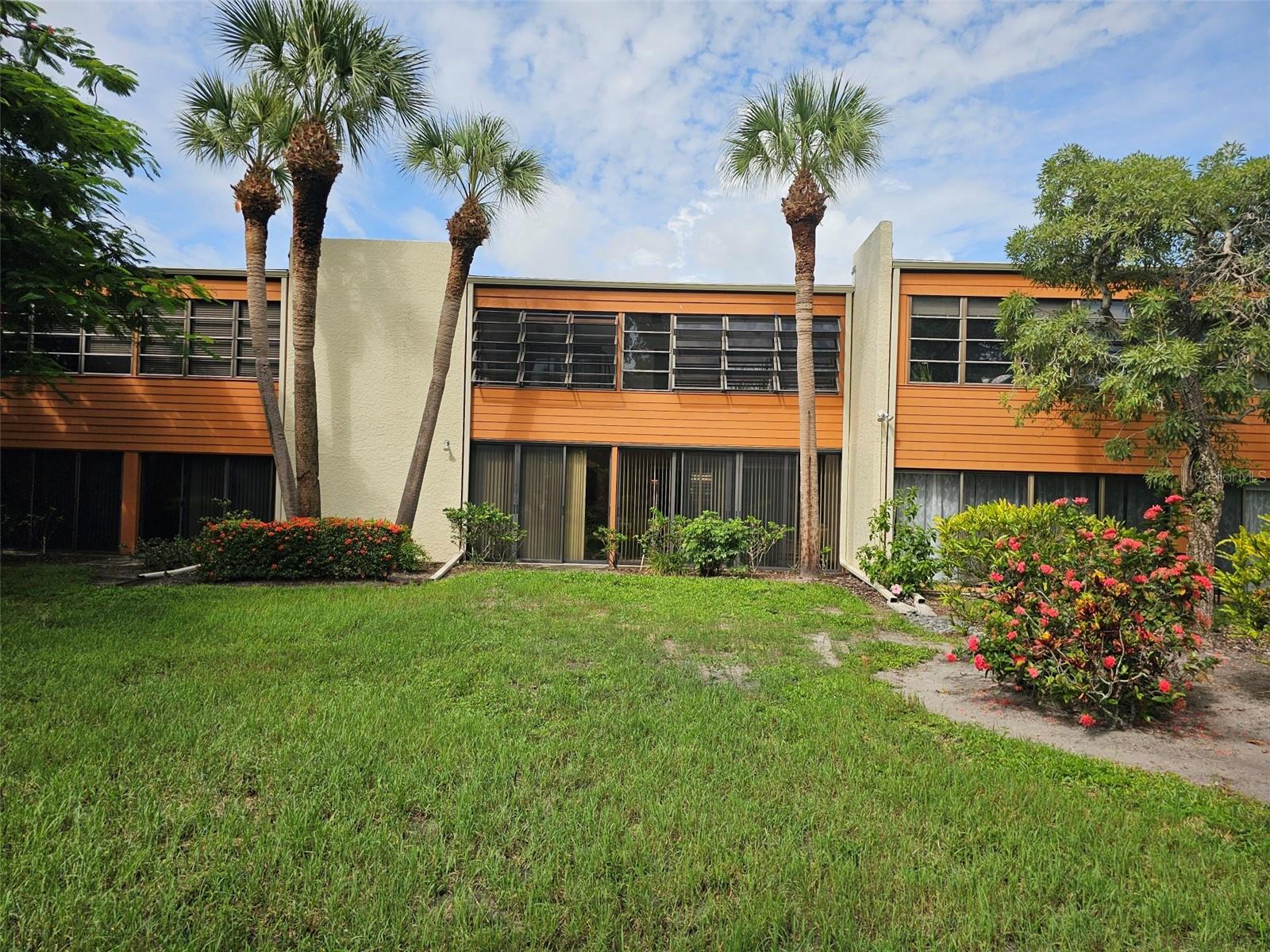 153 WILD PALM DR #1610 — photo 30