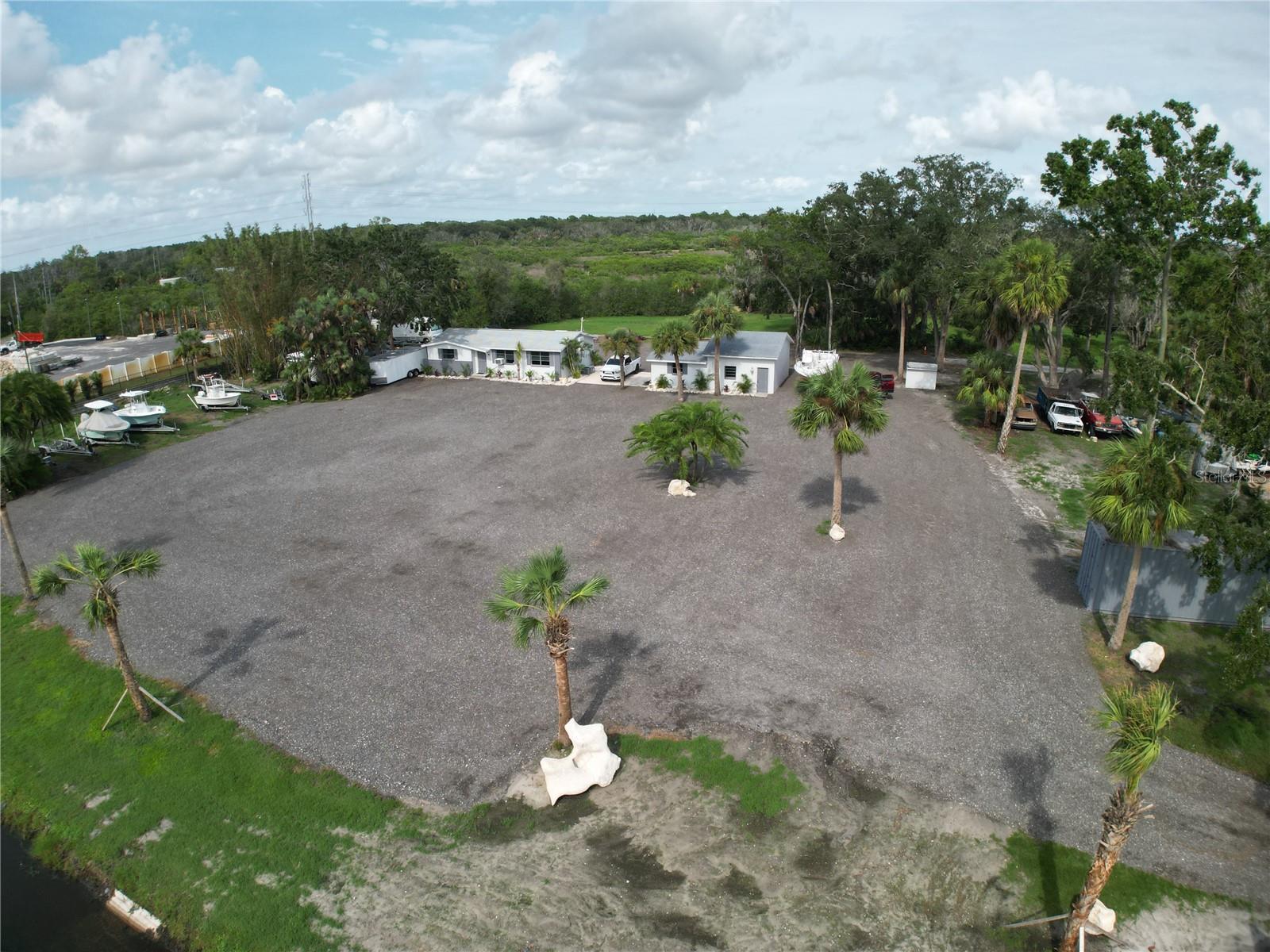 1322 N PINELLAS AVE — photo 7