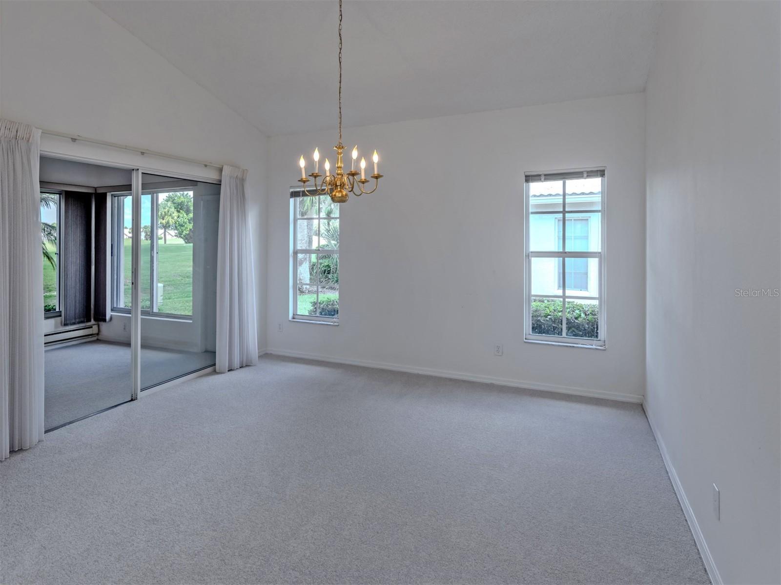 1520 JASPER CT — photo 10
