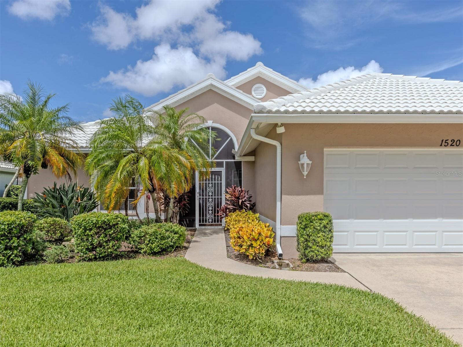 1520 JASPER CT — photo 3