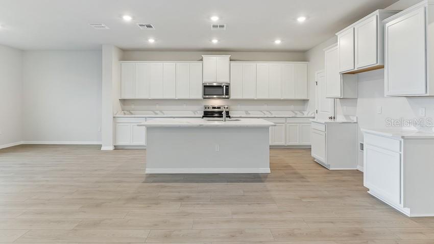 10436 WOODLAND GARDEN WAY — photo 5