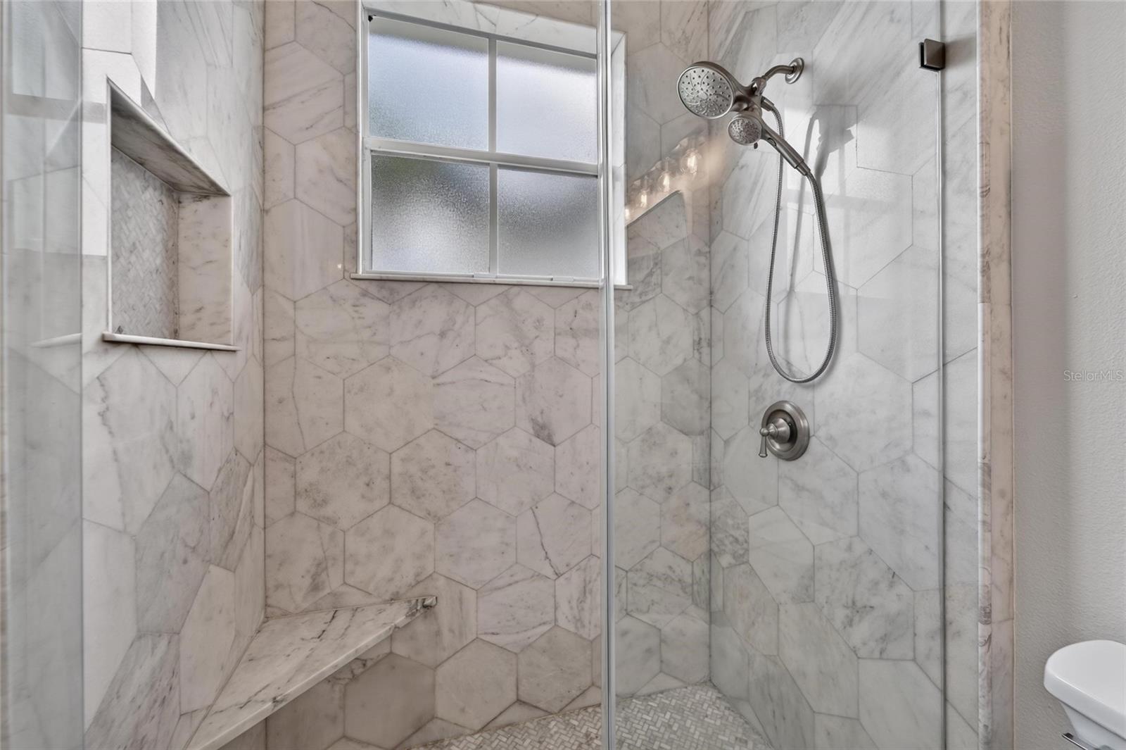 429 MANNS HARBOR DR — photo 57