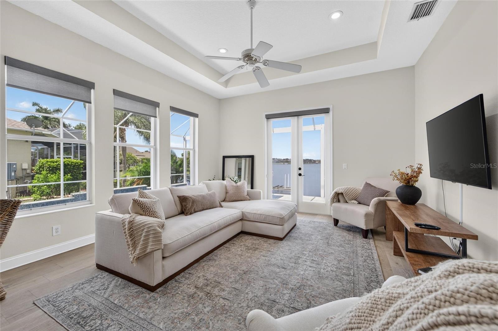 429 MANNS HARBOR DR — photo 38