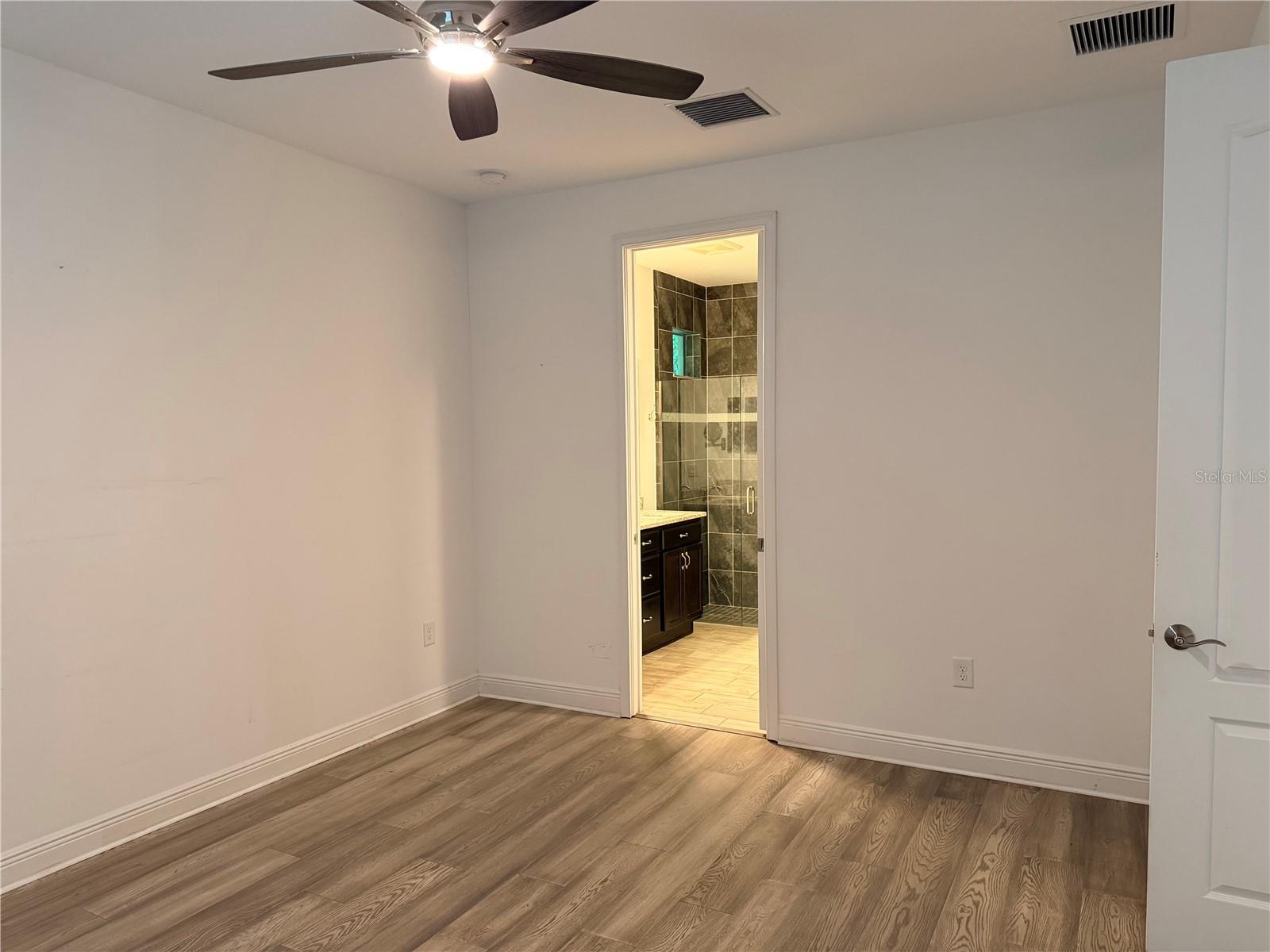 8429 AUBURN RISE CT — photo 28