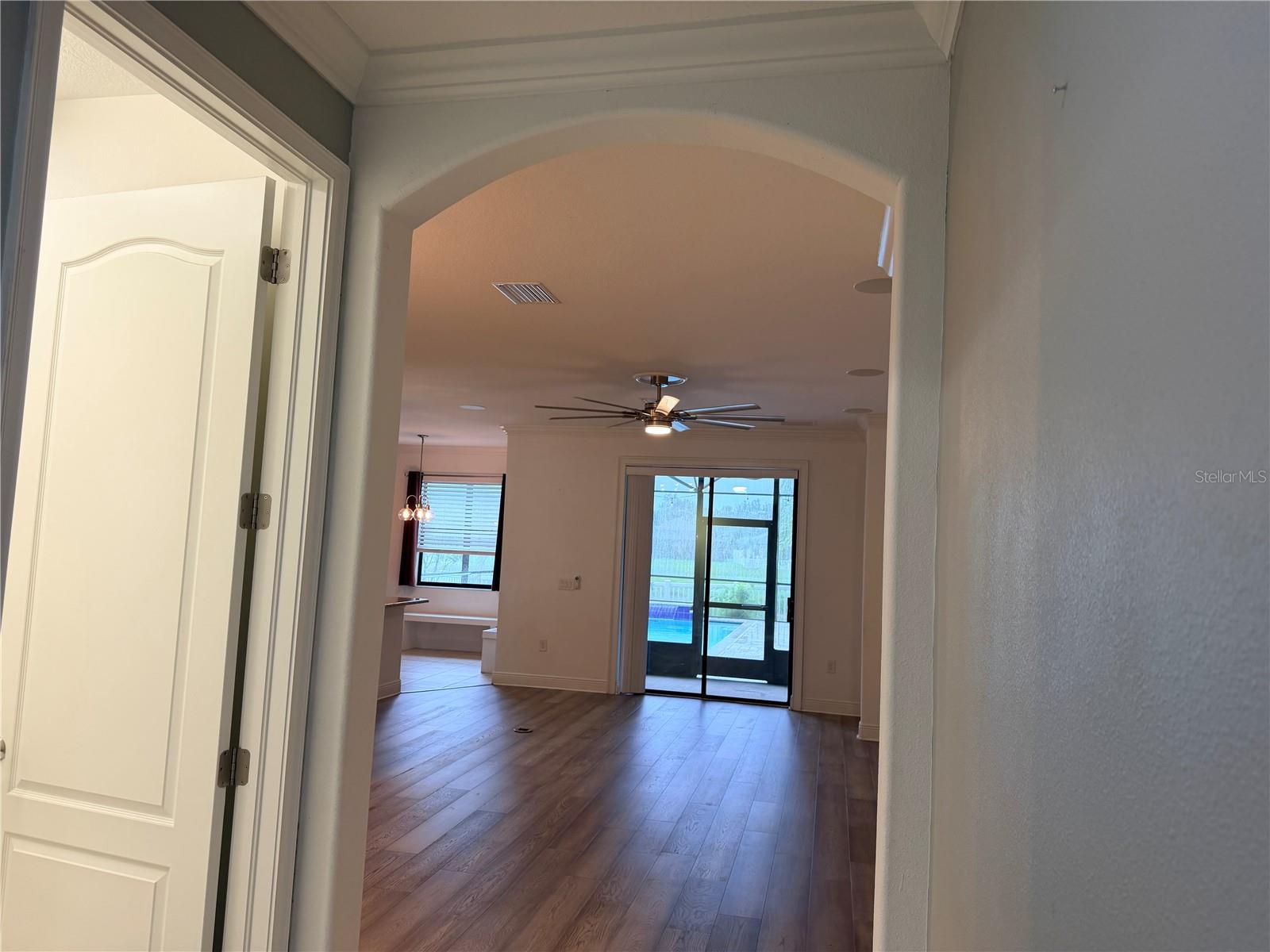 8429 AUBURN RISE CT — photo 17