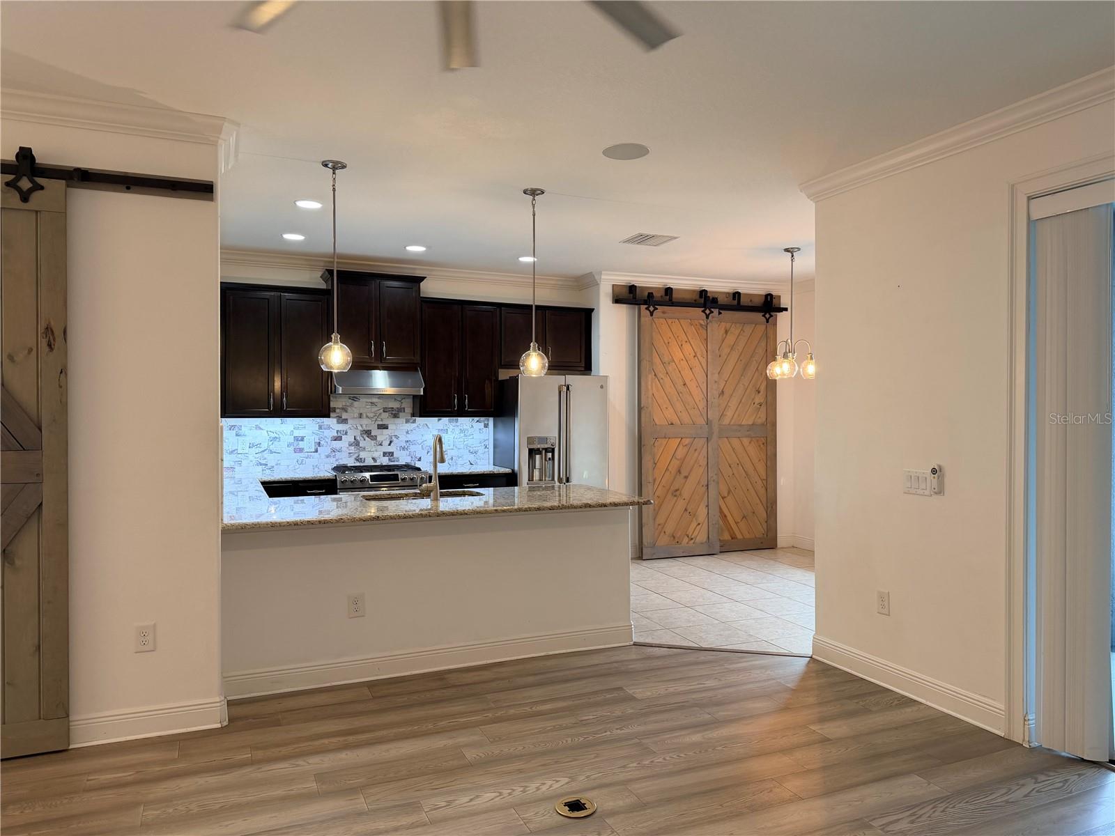 8429 AUBURN RISE CT — photo 24