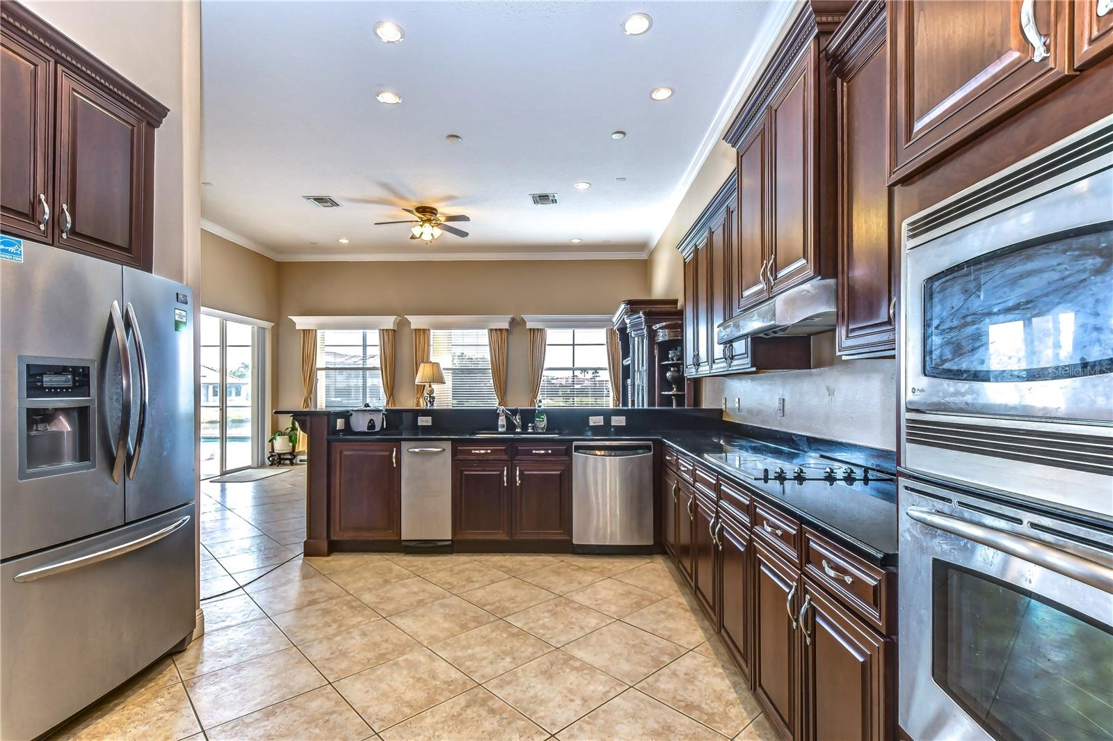 10602 CAYMAN ISLE CT — photo 13