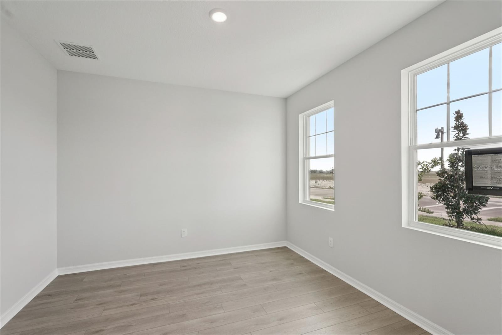 2909 CITRUS GROVE STREET — photo 3