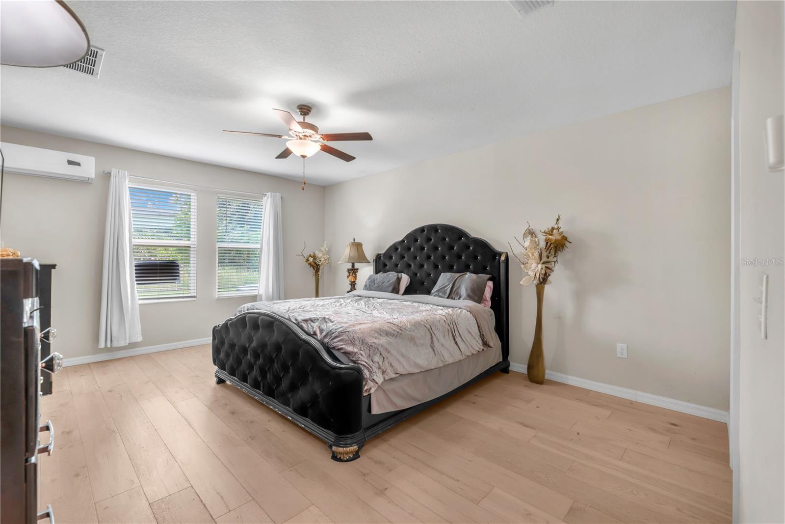 1911 FAN ALOE WAY — photo 9