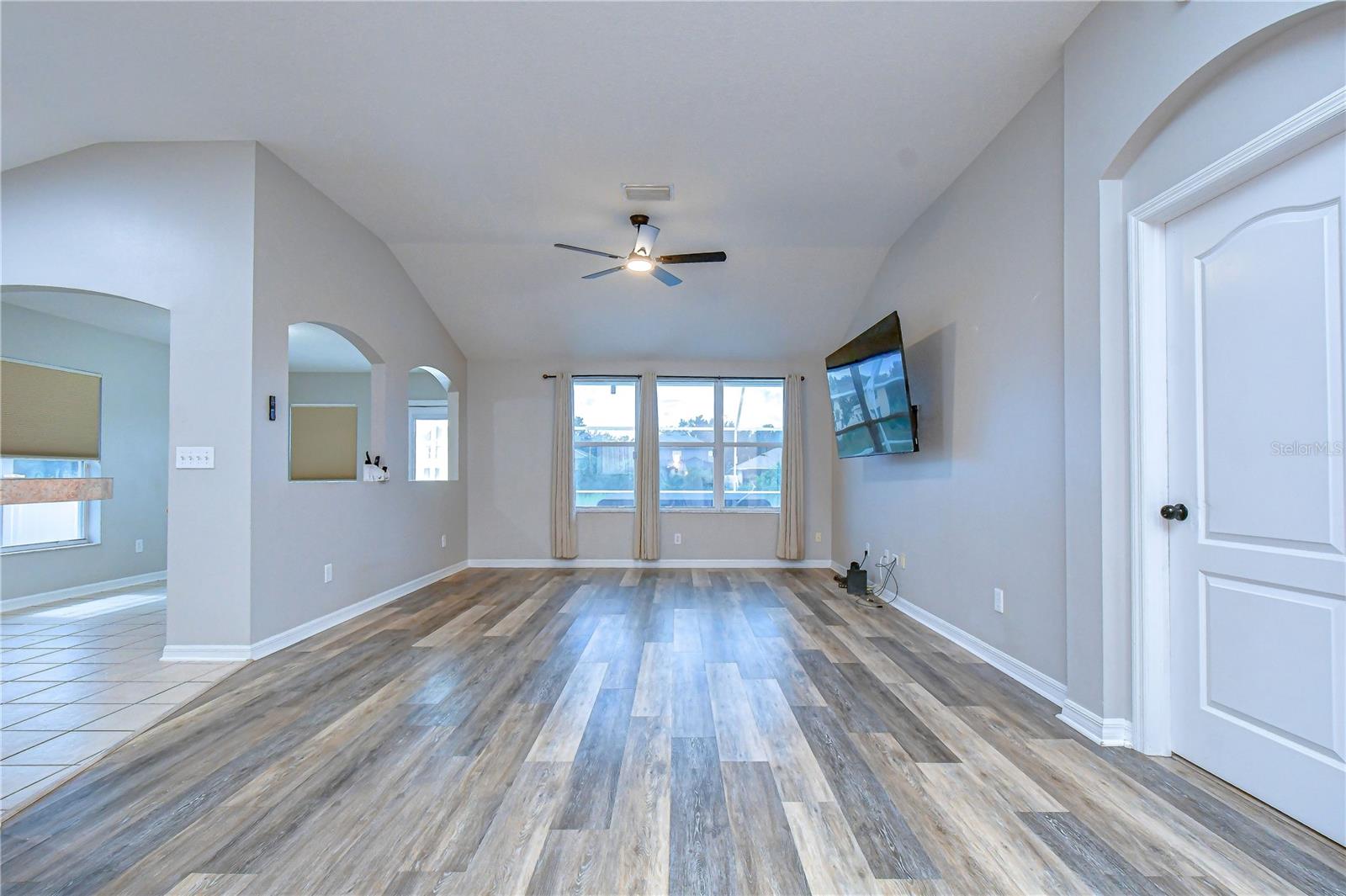 11117 RODEO LN — photo 12