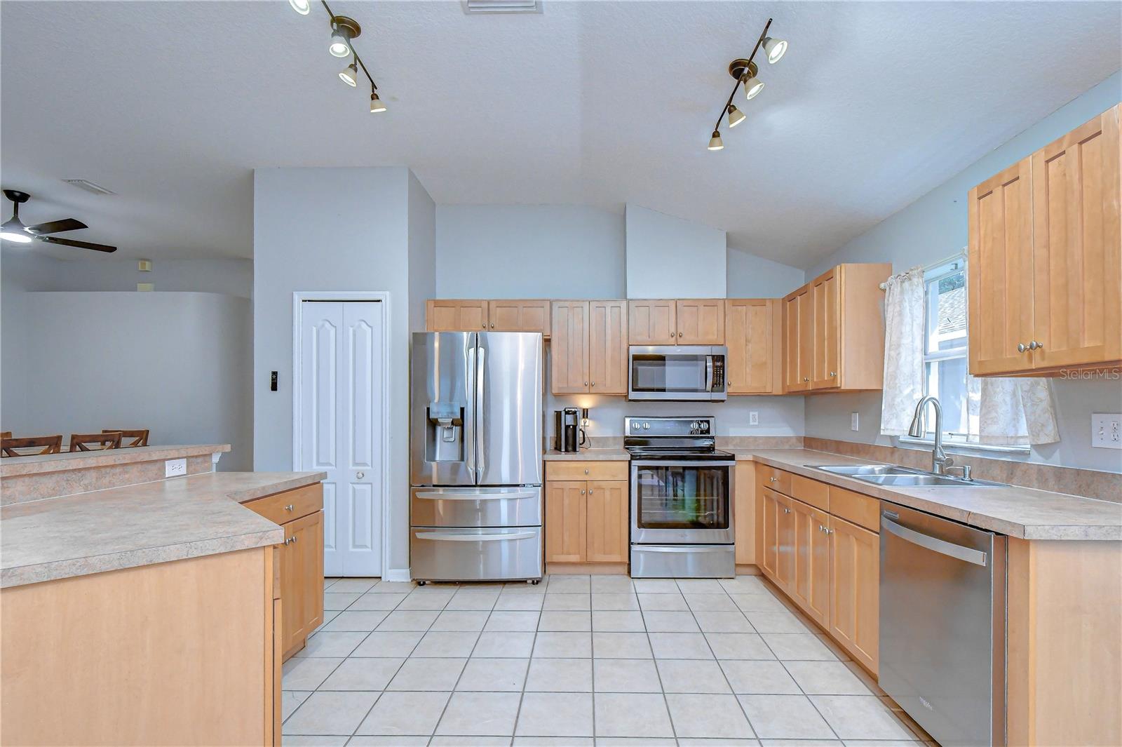 11117 RODEO LN — photo 7