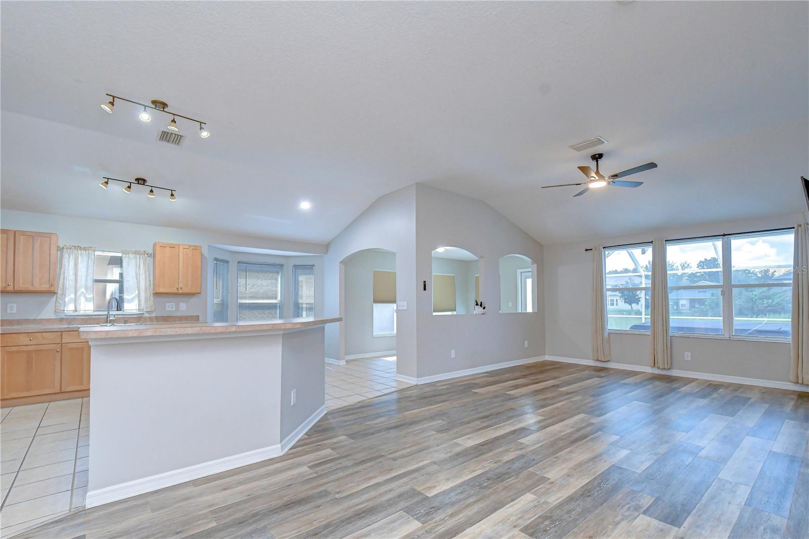 11117 RODEO LN — photo 6