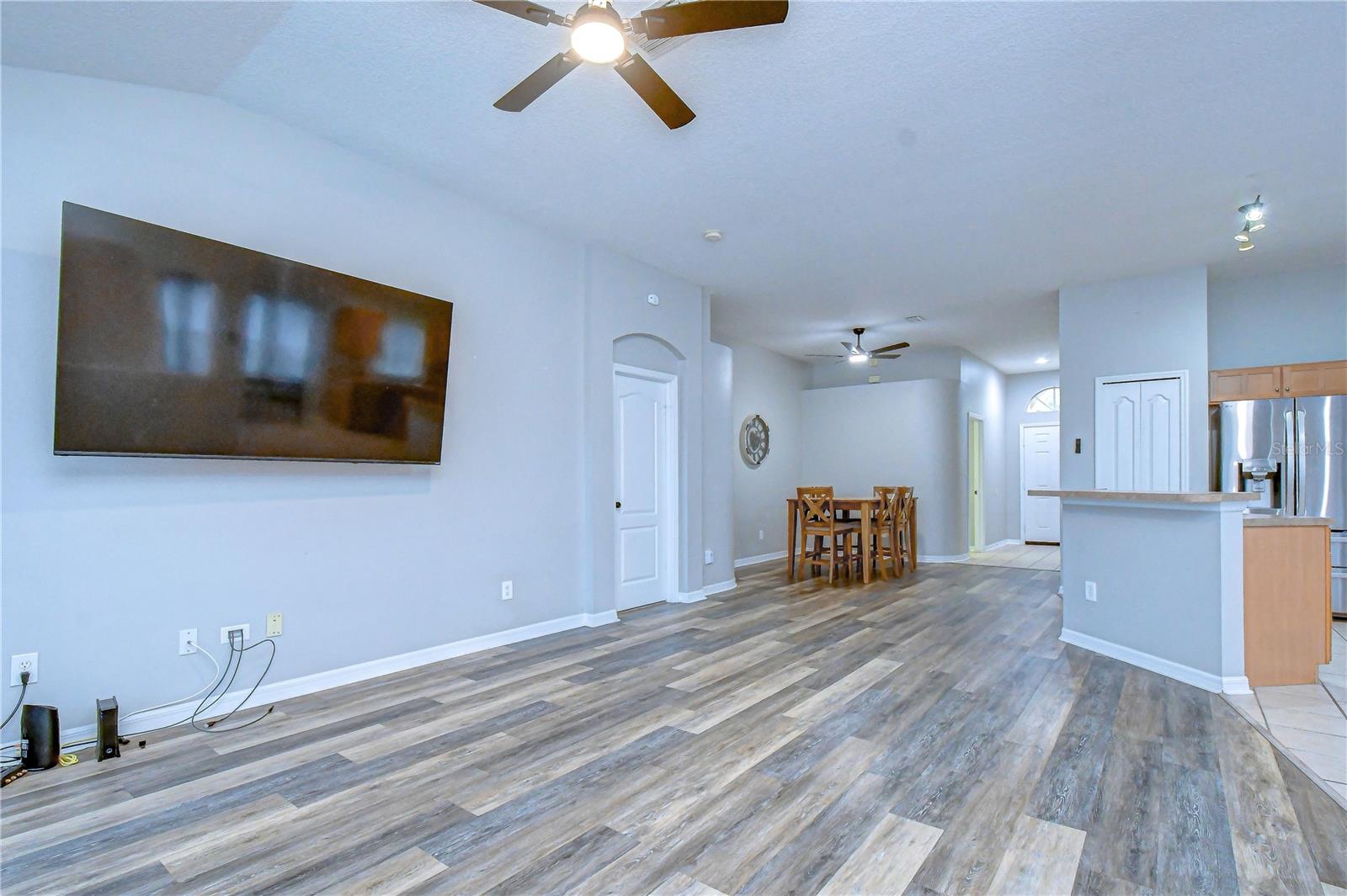 11117 RODEO LN — photo 14