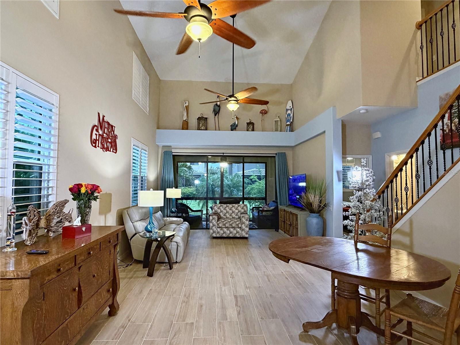 8240 ACADIAN LN — photo 23
