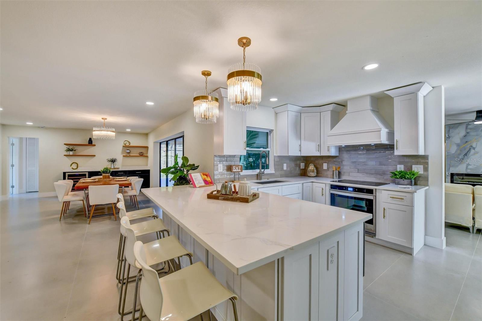 207 DUNBRIDGE DR — photo 11