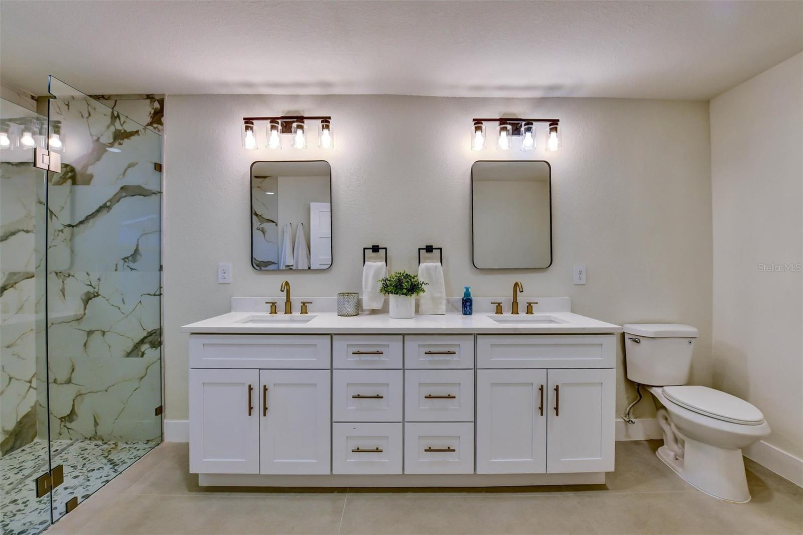 207 DUNBRIDGE DR — photo 22