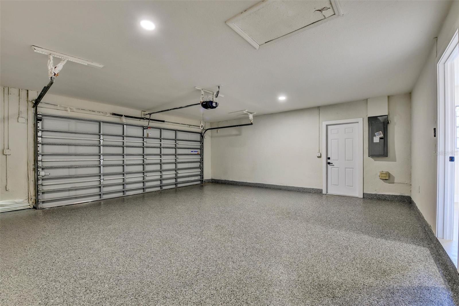 207 DUNBRIDGE DR — photo 34