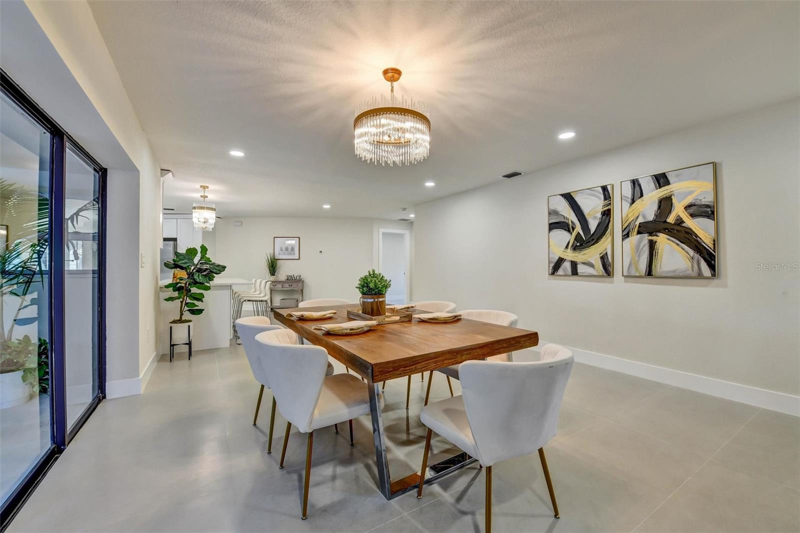 207 DUNBRIDGE DR — photo 19