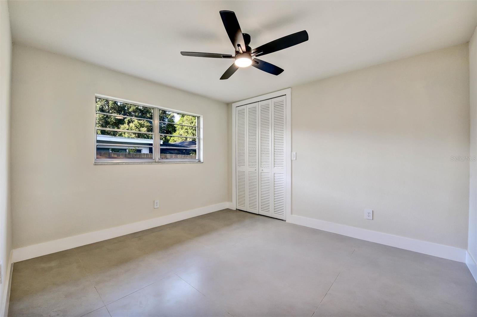 207 DUNBRIDGE DR — photo 31