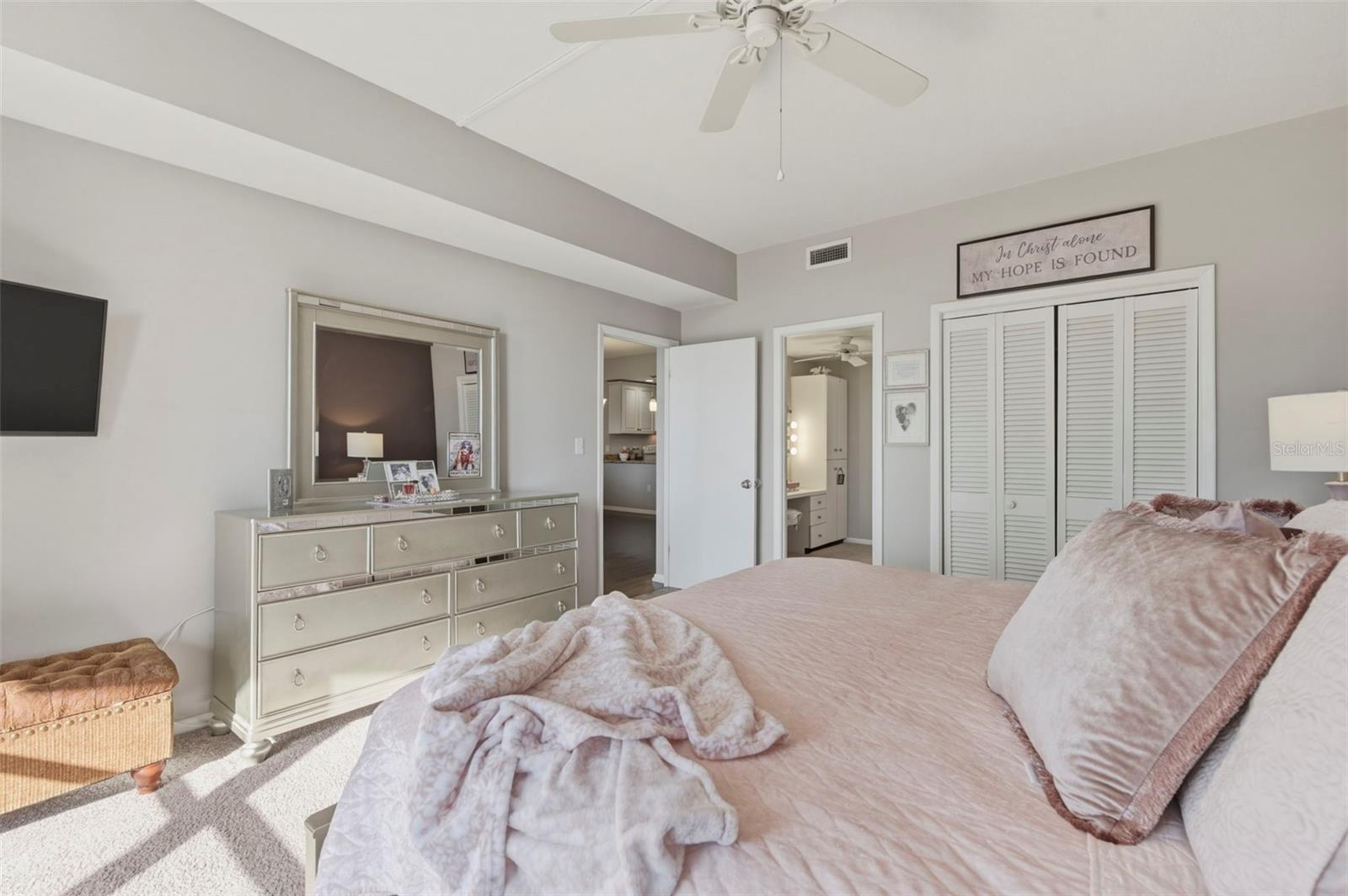 1 BEACH DR SE #1109 — photo 26