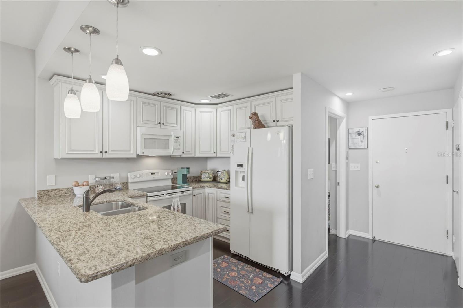 1 BEACH DR SE #1109 — photo 11