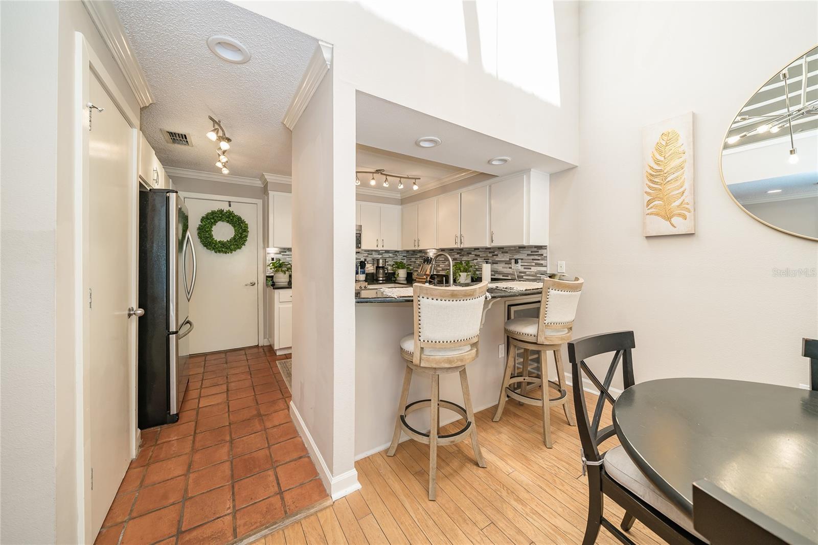 2939 W KNIGHTS AVE — photo 37