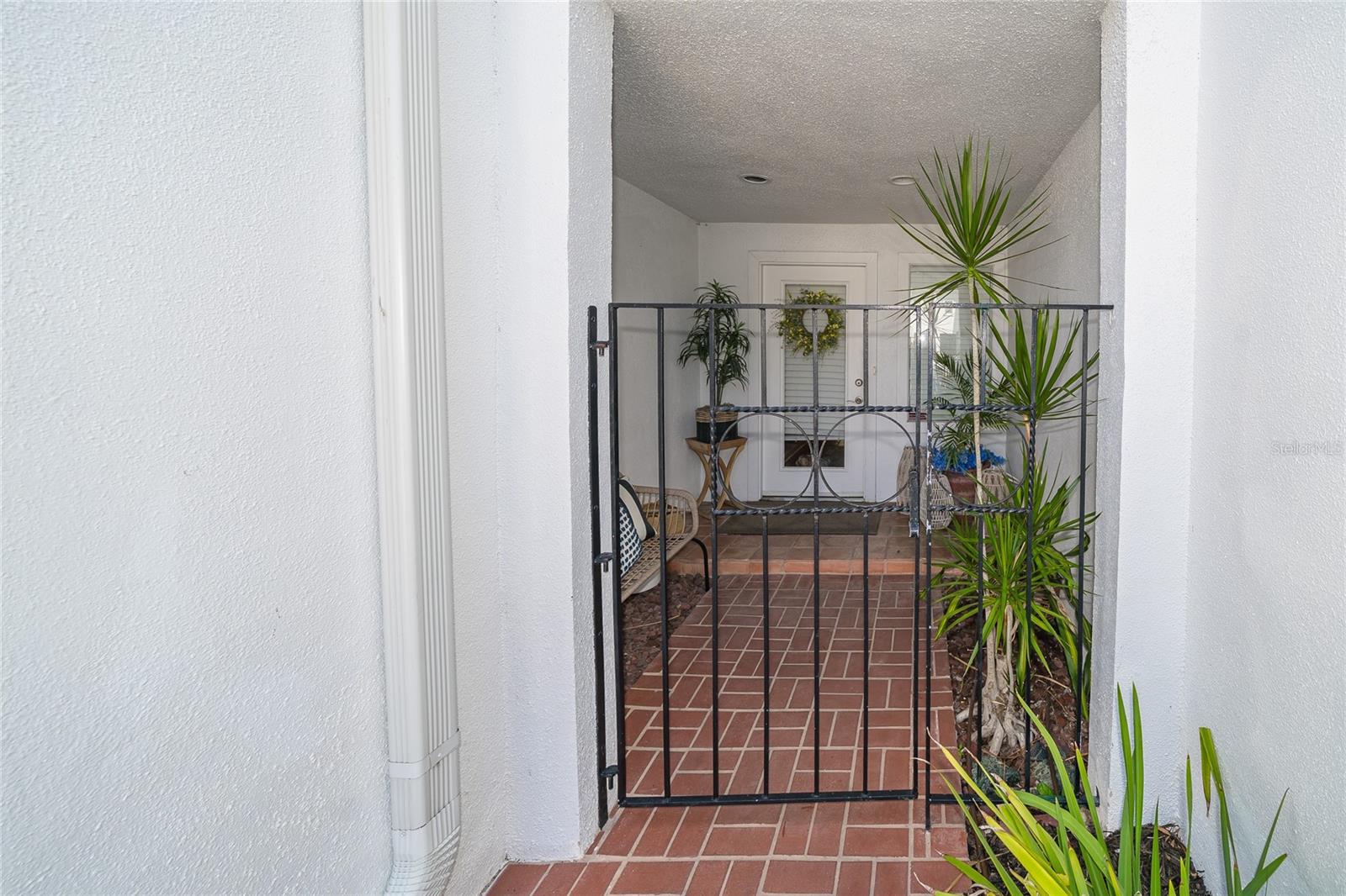2939 W KNIGHTS AVE — photo 28