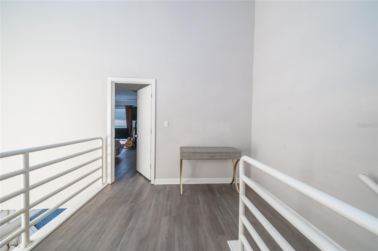 2939 W KNIGHTS AVE — photo 46
