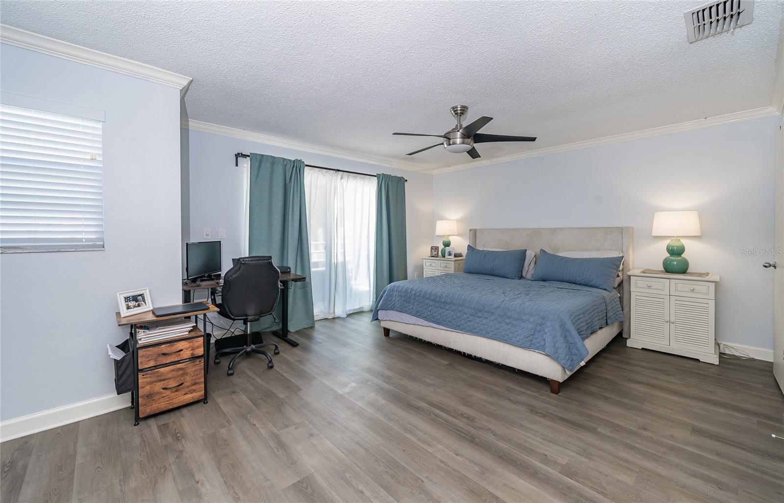 2939 W KNIGHTS AVE — photo 11