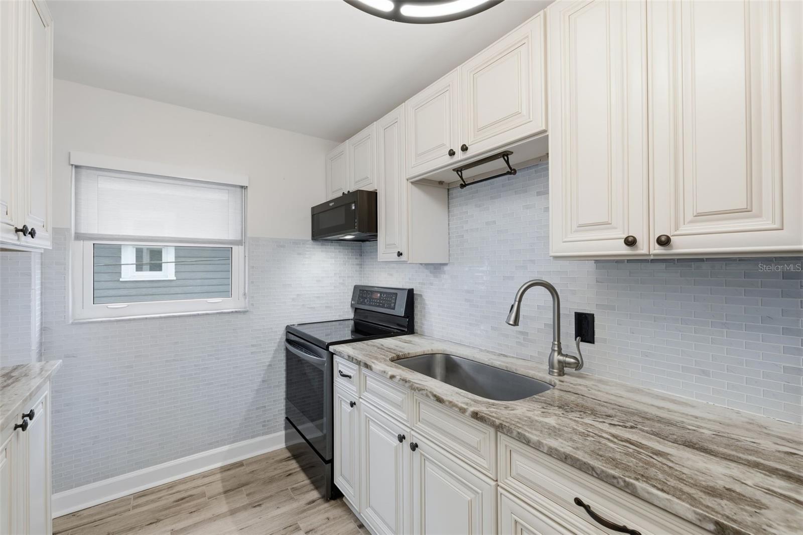 841 4TH AVE N #27 — photo 6