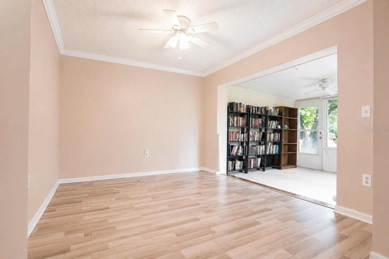510 PALMER CIR — photo 23