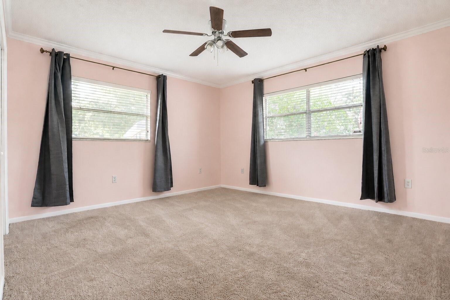 510 PALMER CIR — photo 17
