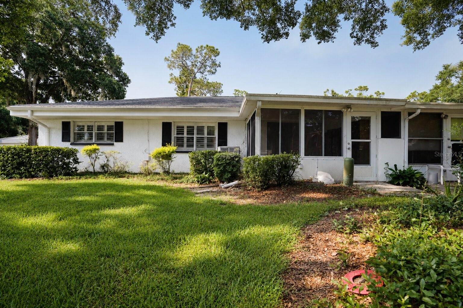 510 PALMER CIR — photo 26