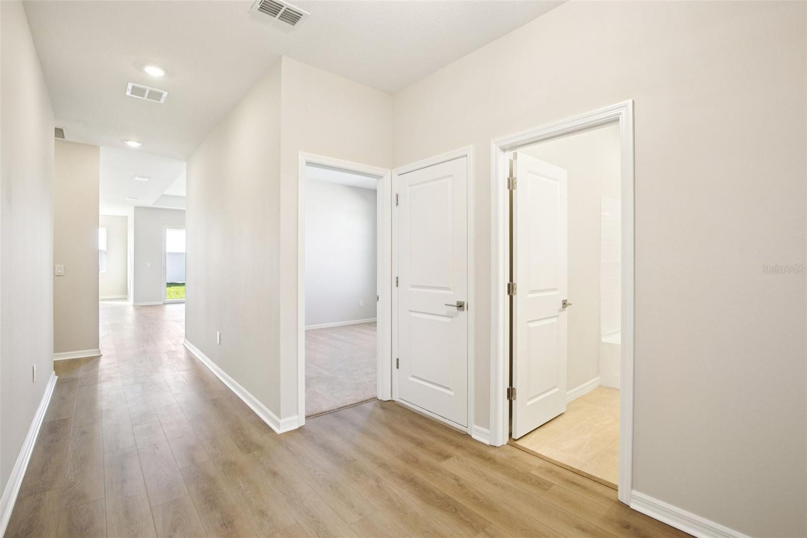 5911 FRESH FLORA DRIVE — photo 2