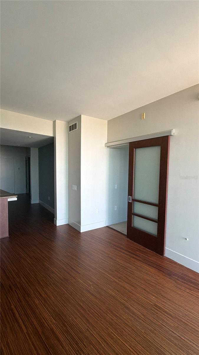 912 CHANNELSIDE DR #2505 — photo 4