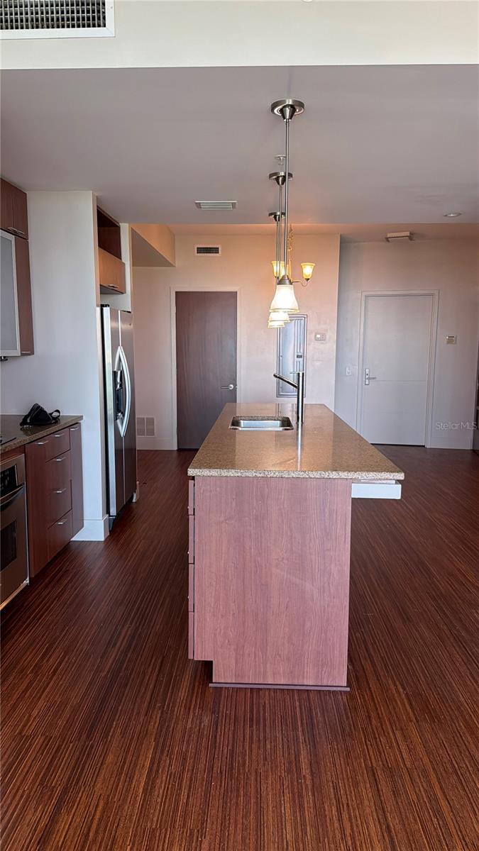 912 CHANNELSIDE DR #2505 — photo 11
