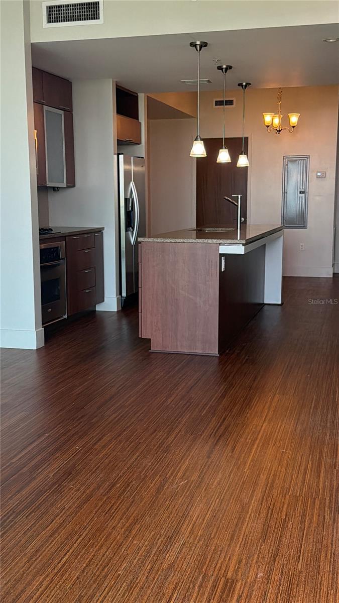 912 CHANNELSIDE DR #2505 — photo 7