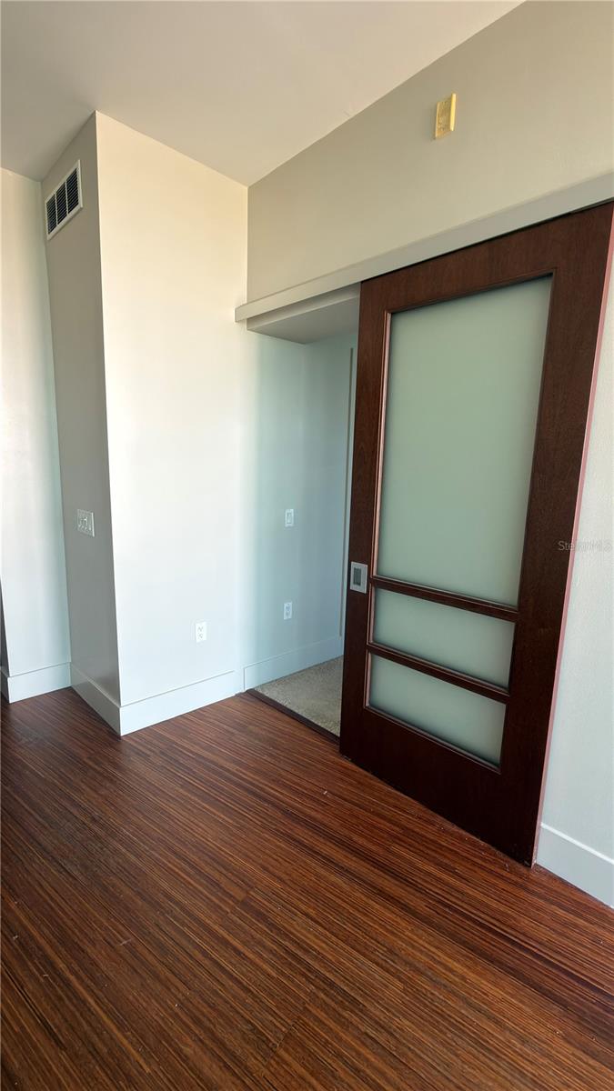 912 CHANNELSIDE DR #2505 — photo 2