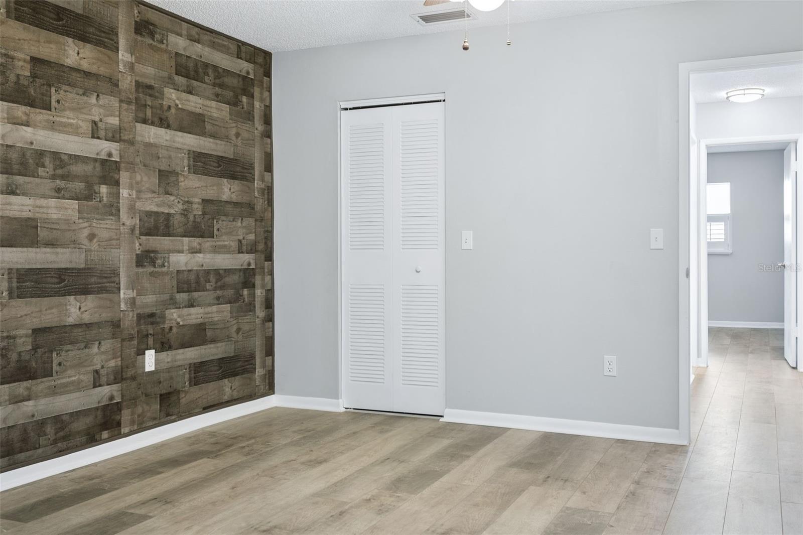 5501 80TH ST N #402 — photo 17