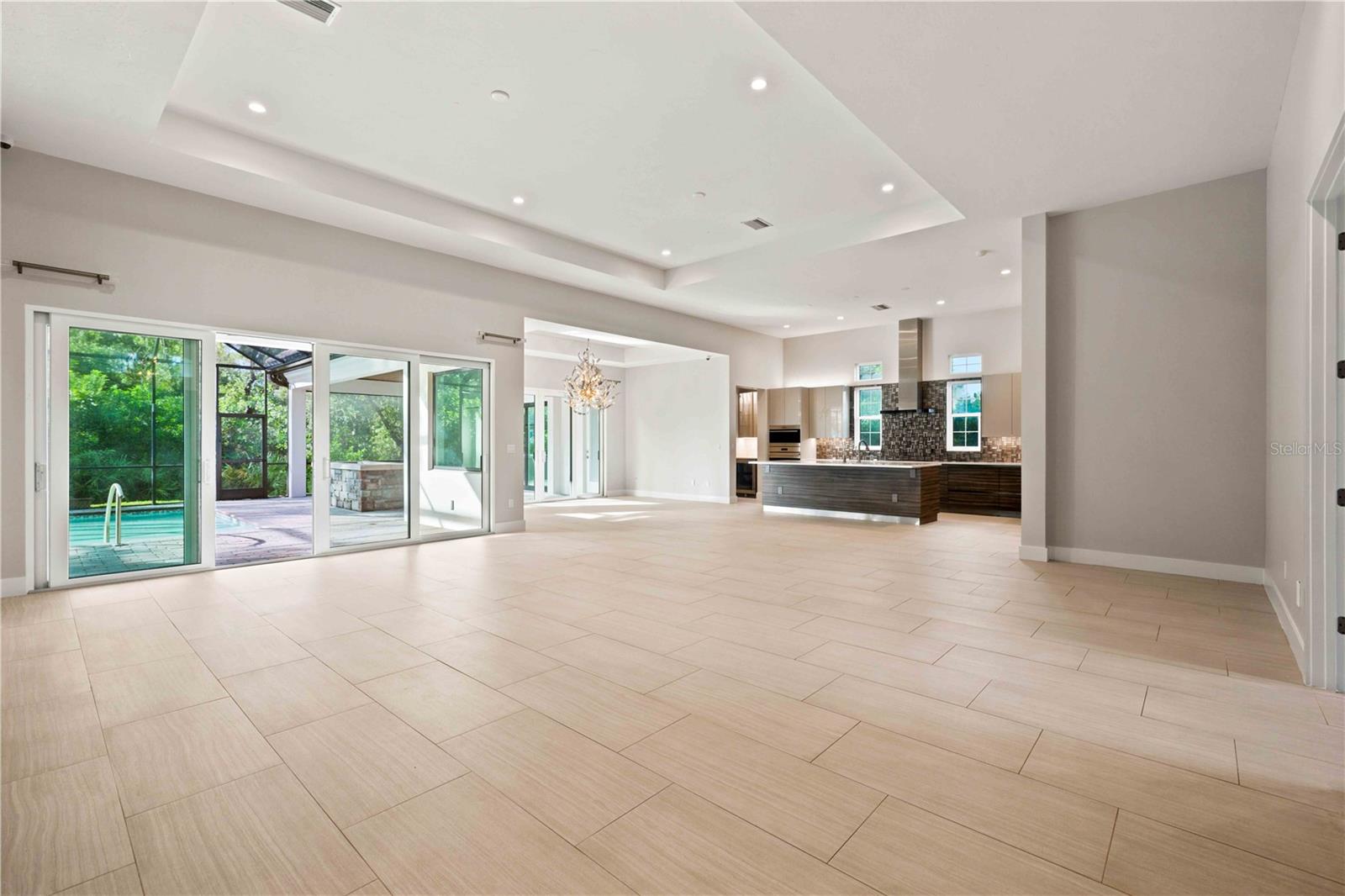 21724 DEER POINTE XING — photo 10