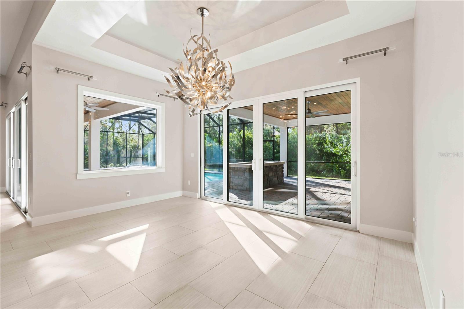 21724 DEER POINTE XING — photo 14