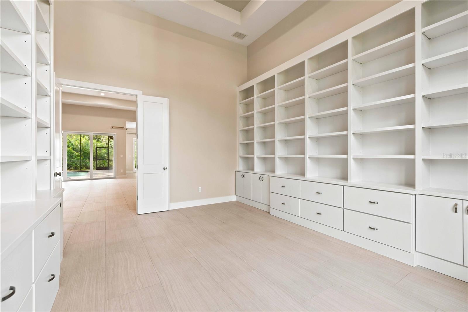 21724 DEER POINTE XING — photo 29
