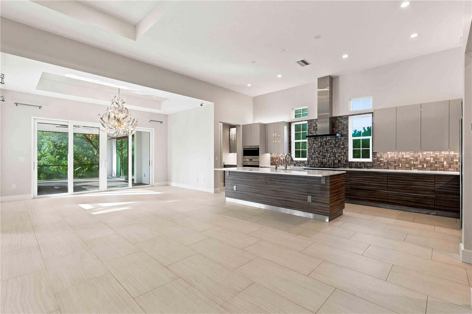 21724 DEER POINTE XING — photo 13