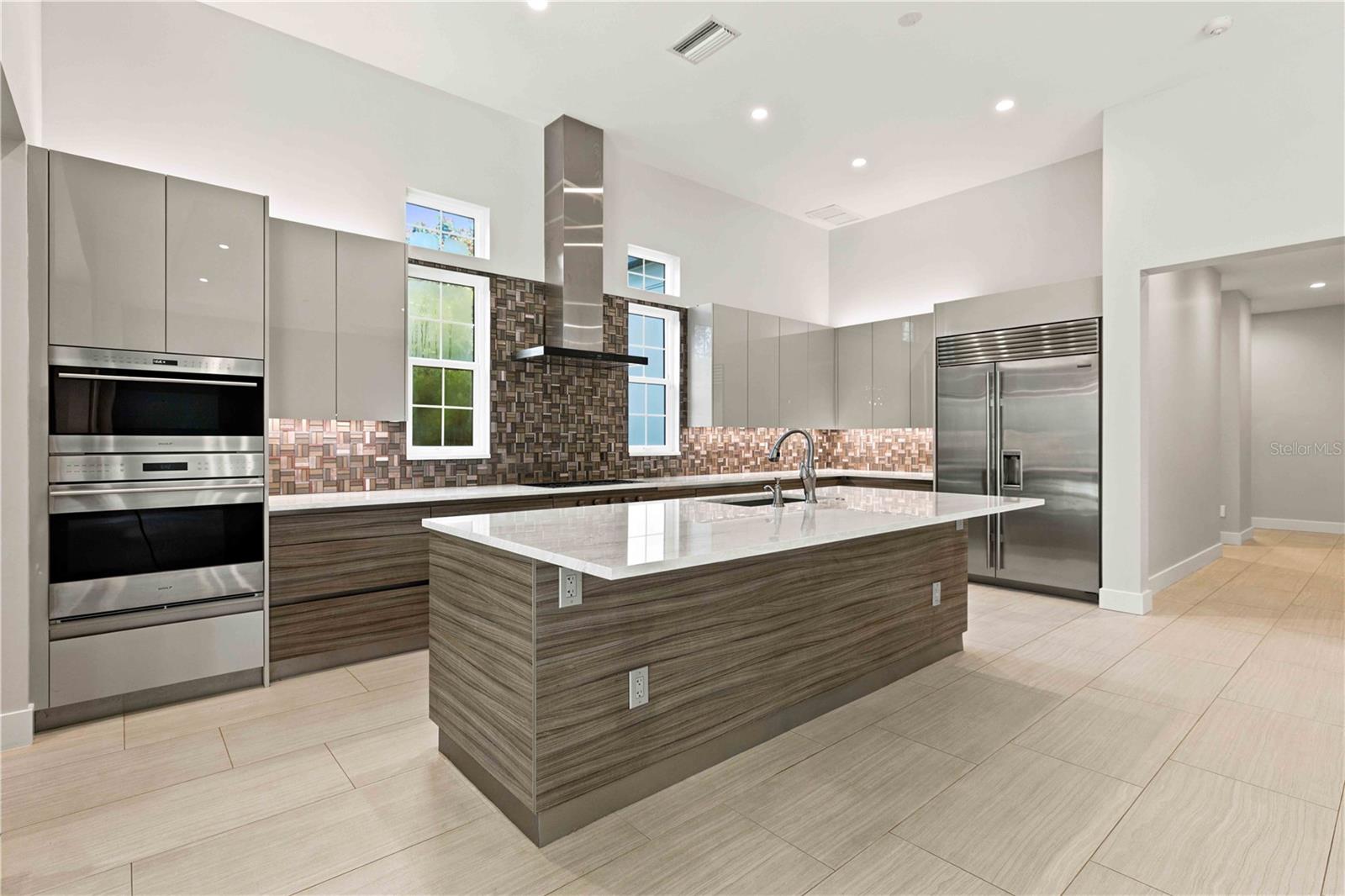 21724 DEER POINTE XING — photo 17
