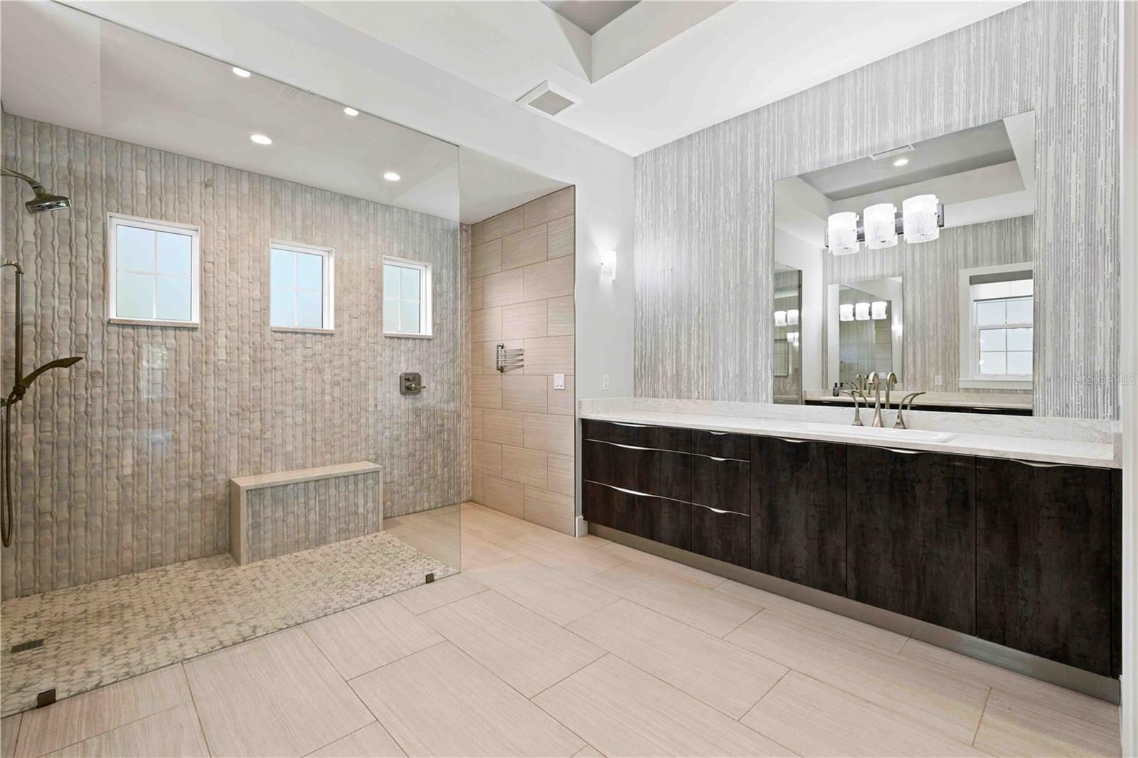 21724 DEER POINTE XING — photo 36